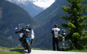 Seguro moto A2 barato jóvenes | Coberturas y Precios motoo